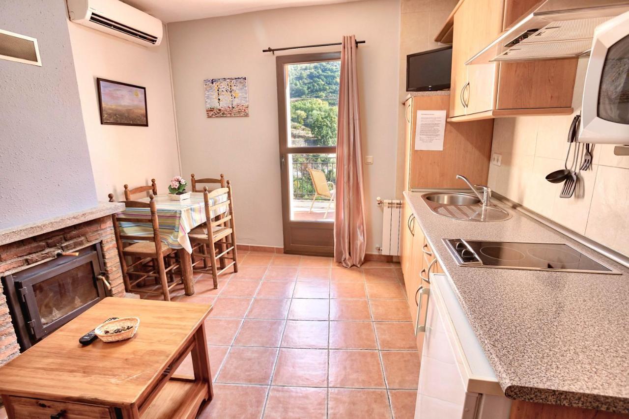 Apartamentos Rurales El Solitario บาโญส เด มอนเตมายอร์ ภายนอก รูปภาพ