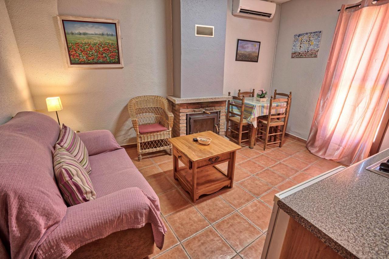 Apartamentos Rurales El Solitario บาโญส เด มอนเตมายอร์ ภายนอก รูปภาพ