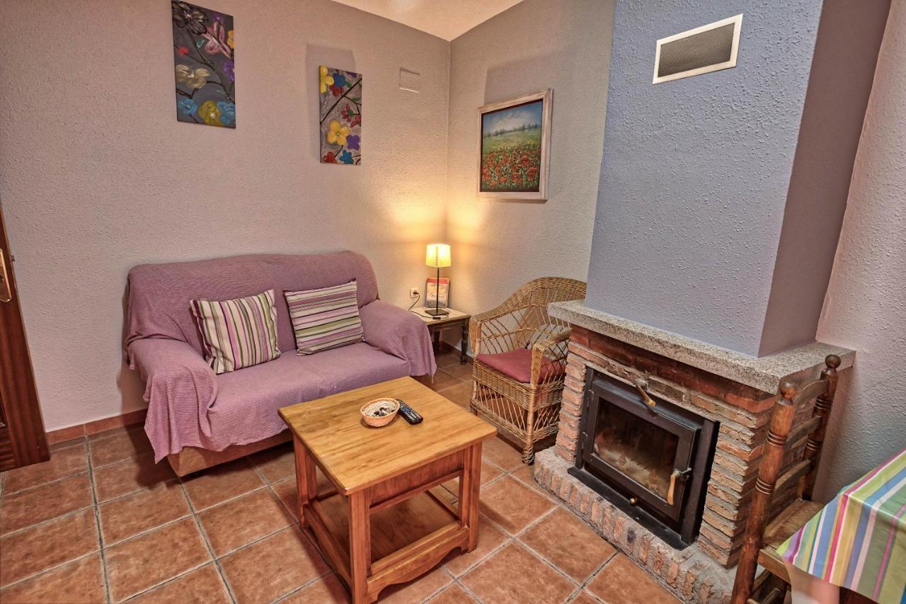 Apartamentos Rurales El Solitario บาโญส เด มอนเตมายอร์ ภายนอก รูปภาพ
